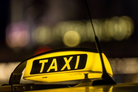 Viele Krankenfahrten könnten ab April wegfallen. (Symbolbild) Foto: Frank Hammerschmidt/dpa