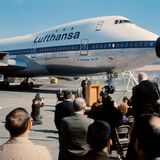 Die erste Lufthansa Boeing 747 bei der Übergabe in Deutschland