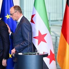 Wer hat die 80-Prozent-Zielmarke genannt, Syriens Übergangspräsident Ahmed al-Scharaa oder Kanzler Friedrich Merz (CDU)? Nicht s