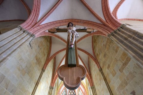 Auch die sächsischen Christen feiern das Osterfest mit Gottesdiensten, Metten oder Osterspaziergängen (Archivbild). Foto: Robert