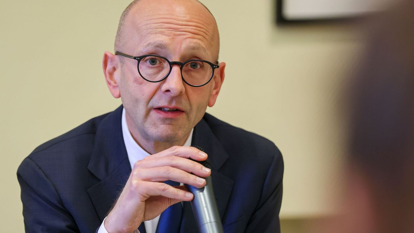 Lucas Flöther führt derzeit den Betrieb am insolventen Domo-Standort in Premnitz fort und sucht nach einem Investor für das Unte