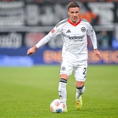 Mario Götze hat seinen Vertrag bei Eintracht Frankfurt verlängert. (Archivbild) Foto: Harry Langer/dpa