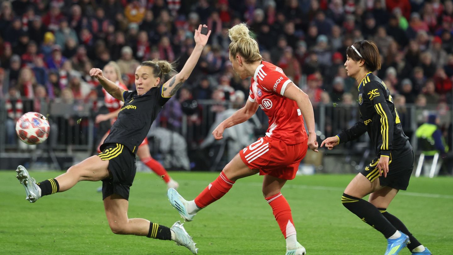 Linda Dallmann erlöst die Münchnerinnen spät. Foto: Karl-Josef Hildenbrand/dpa