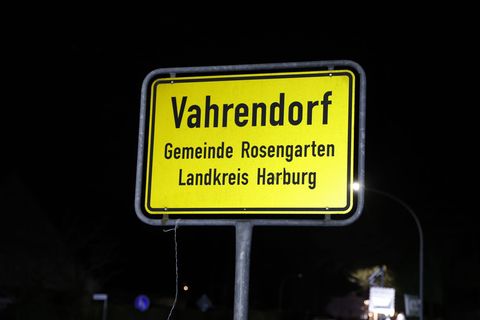 Im Ortsteil Vahrendorf der Gemeinde Rosengarten wurde der tote Säugling entdeckt. Foto: Georg Wendt/dpa