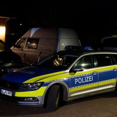 Ein totes Baby ist einer Mülltonne im Kreis Harburg entdeckt worden. Foto: Georg Wendt/dpa