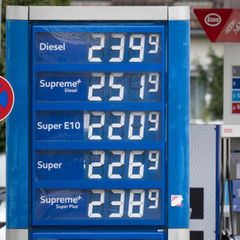 Spritpreise: Anzeigetafel einer Tankstelle