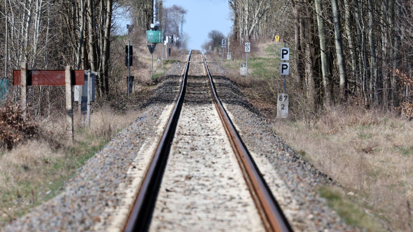 Zusätzliche Verbindungen: Südbahn startet wieder in den Saisonverkehr
