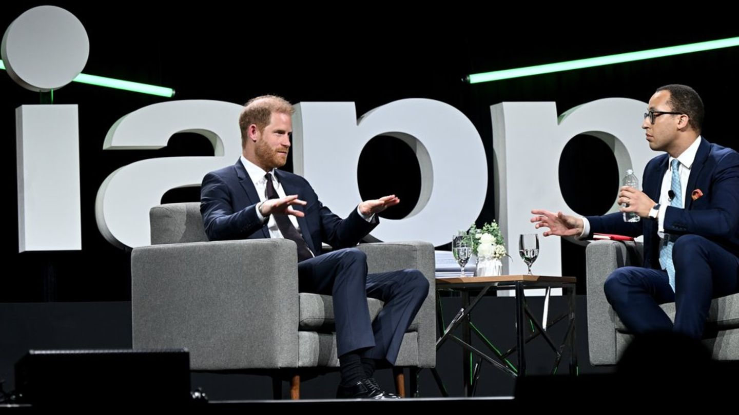 Prinz Harry: Er feiert Urteile gegen Tech-Giganten