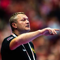 Eduard Kokscharow als Trainer der russischen Nationalmannschaft bei der Handball-EM 2020