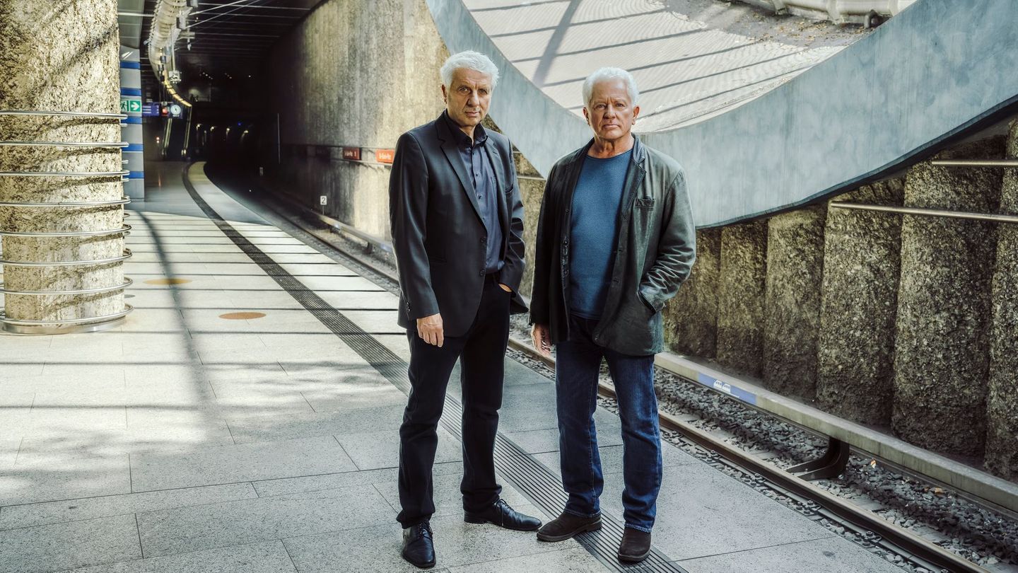 Vier Tage vor ihrem offiziellen Renteneintritt werden Kriminalhauptkommissar Franz Leitmayr (Udo Wachtveitl, links) und Kriminalhauptkommissar Ivo Batic (Miroslav Nemec) noch einmal mit einem besonders schwierigen Fall konfrontiert.