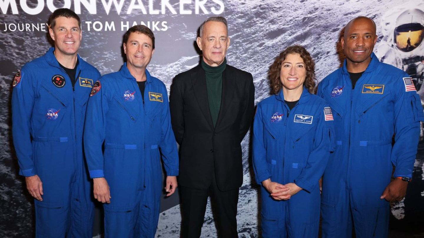 "Apollo 13"-Star Tom Hanks: Er drückt den Mond-Astronauten die Daumen