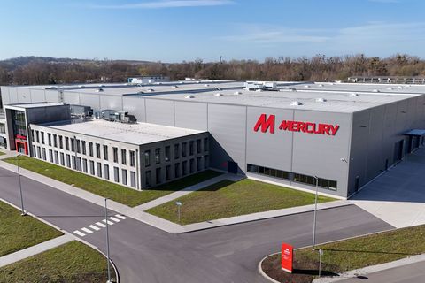 Blick auf das neue Anlagenbauzentrum der Mercury Engineering Gruppe in Schönebeck. Foto: Peter Gercke/dpa