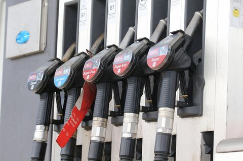 Spritpreise vor Ostern ziehen an – So sparen Sie beim Tanken