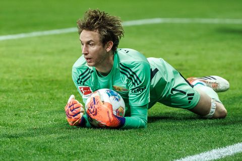 Seit 2021 bei Union Berlin: Frederik Rönnow. (Archivbild) Foto: Andreas Gora/dpa