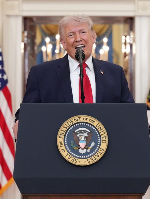 König ohne Ballsaal – Trump zieht konfusen Vergleich zu Jesus