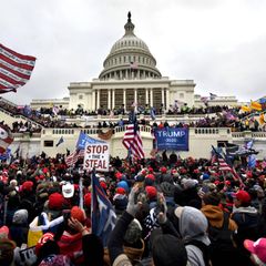 Trumpfans und Demonstranten vor dem US-Kapitol am 6. Januar 2021