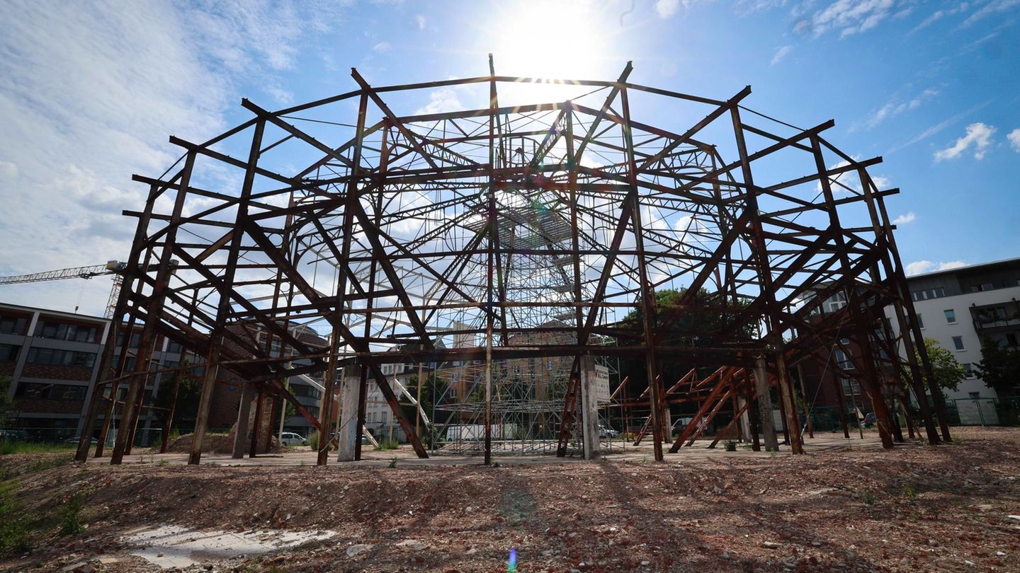 Schilleroper: Gericht zwingt Eigentümerin zur Beseitigung der Mängel