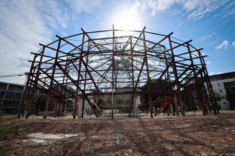 Die Eigentümerin der Schilleroper muss laut einer unanfechtbaren Entscheidung des Hamburgischen Oberverwaltungsgerichts die Mäng