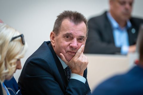 Der Brandenburger CDU-Landtagsabgeordnete Frank Bommert ist mit einem Beitrag in sozialen Medien erneut auf Kritik gestoßen (Arc