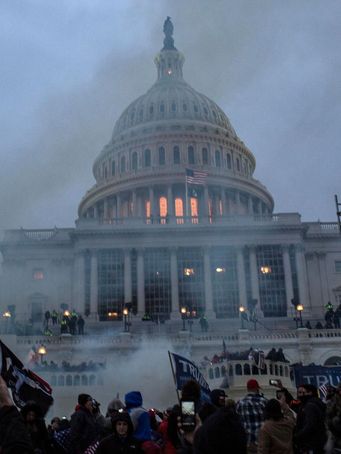 Trumpfans und Demonstranten vor dem US-Kapitol am 6. Januar 2021