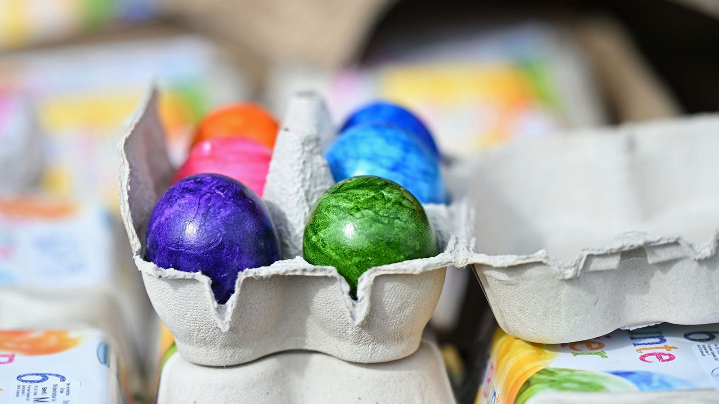 Vor Ostern sind in Deutschland die Eier knapp. (Symbolbild) Foto: Jennifer Brückner/dpa