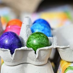 Vor Ostern sind in Deutschland die Eier knapp. (Symbolbild) Foto: Jennifer Brückner/dpa