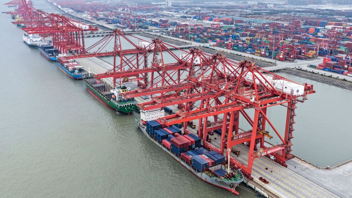 Außenhandel: Arznei und Stahl: Trumps Zolloffensive geht weiter