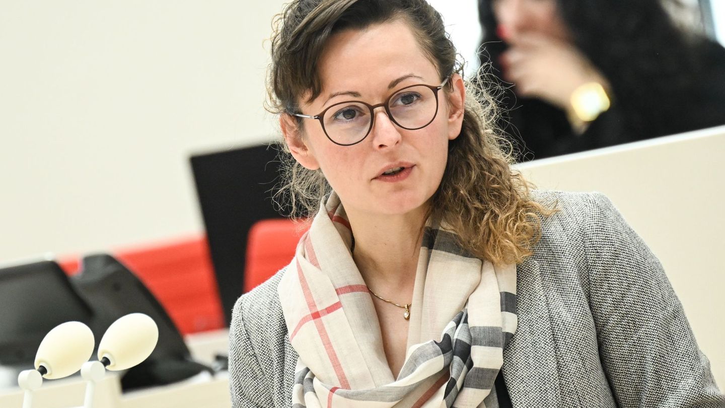 Newcastle Krankheit: Tierseuche trifft Geflügel - Ministerin hofft auf Beruhigung