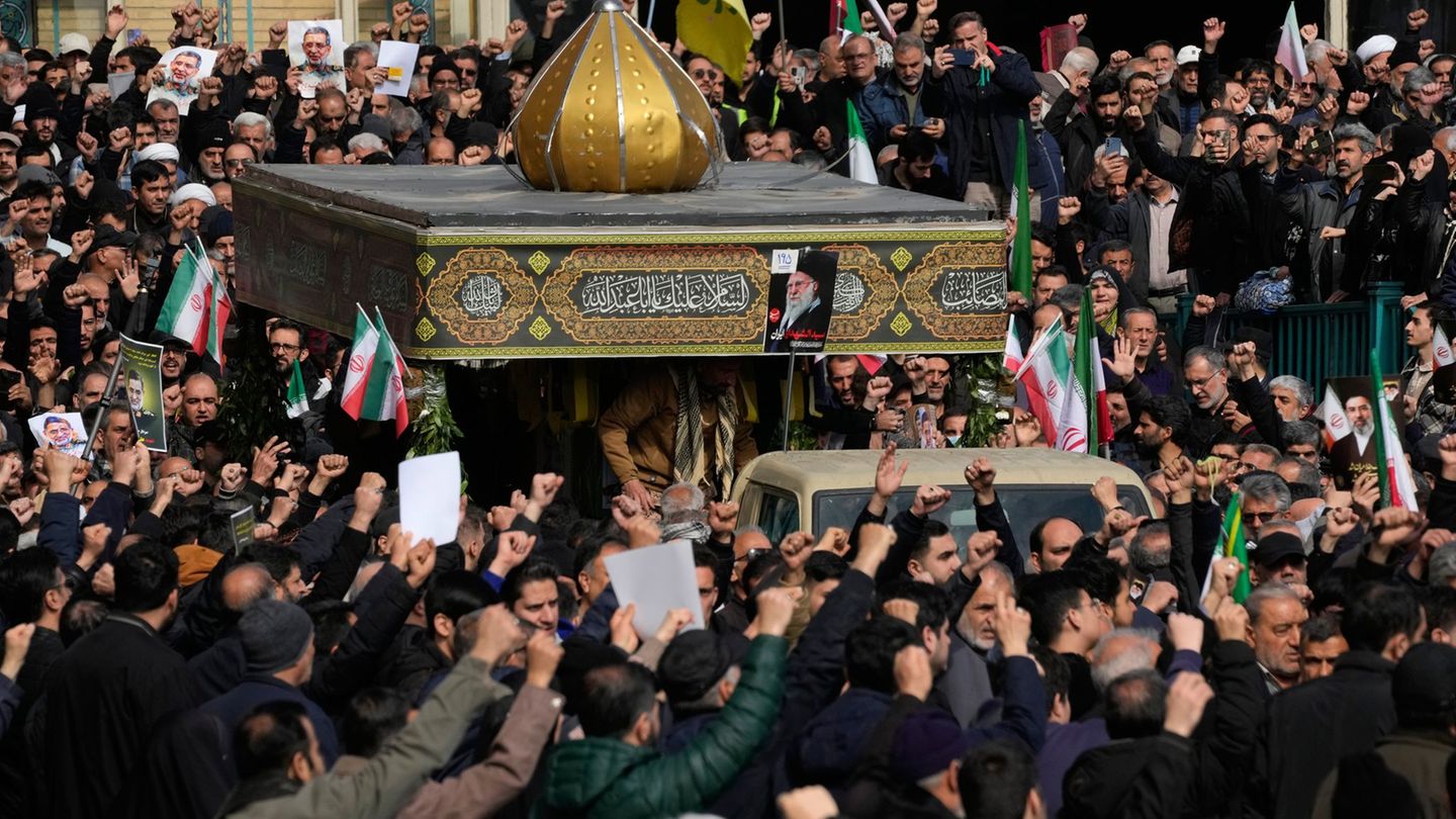 Iran-Krieg: Warum Irans Machtapparat nicht zusammenbricht