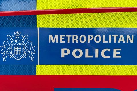 Ein 14 Jahre alter Junge ist in London erschossen worden. (Symbolbild) Foto: Julia Kilian/dpa