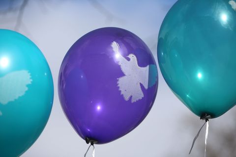 Die traditionellen Ostermärsche sollen Zeichen für den Frieden setzen. (Archivbild) Foto: David Young/dpa