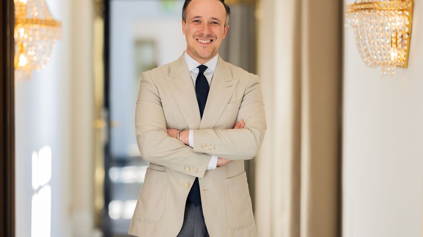 Modesünde?: Joe Laschet: Jogginghosen am Flughafen sind respektlos