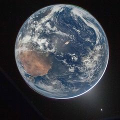 Diesen Blick haben die „Artemis 2“-Astronauten auf die Erde