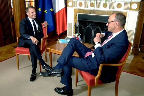 Frankreichs Präsident Emmanuel Macron (links) und der deutsche Bundeskanzler Friedrich Merz müssen häufig Meinungsverschiedenheiten aushandeln – etwa in Bezug auf das Mercosur-Abkommen.