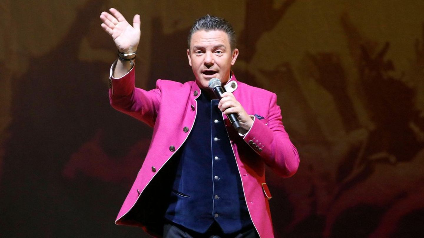 Stefan Mross meldet sich zum Show-Aus: "Ich habe wirklich eine tolle Zeit gehabt"