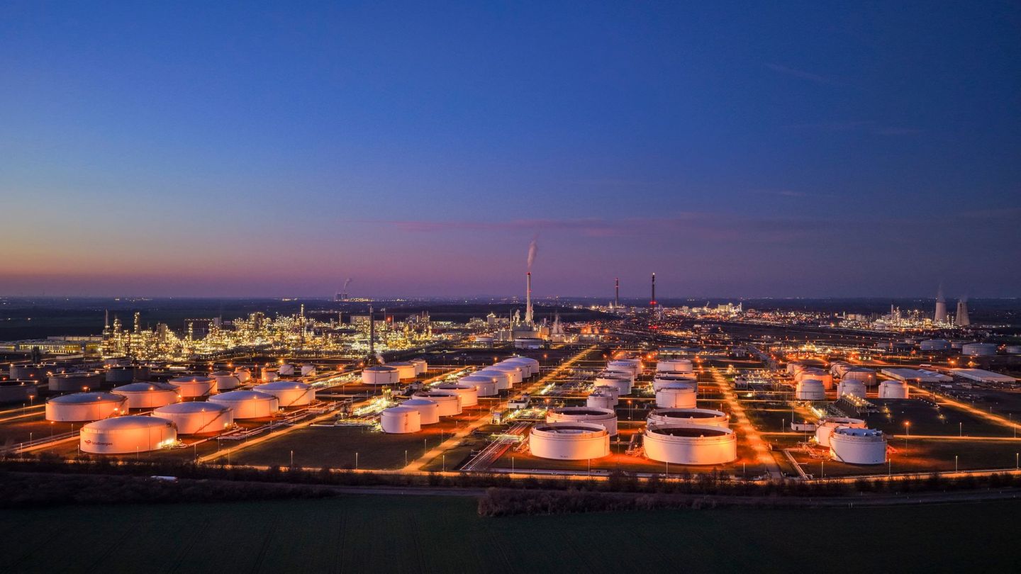 Industrie und Landtagswahlen: Chemieindustrie warnt vor Risiken durch Wahlausgang im Osten