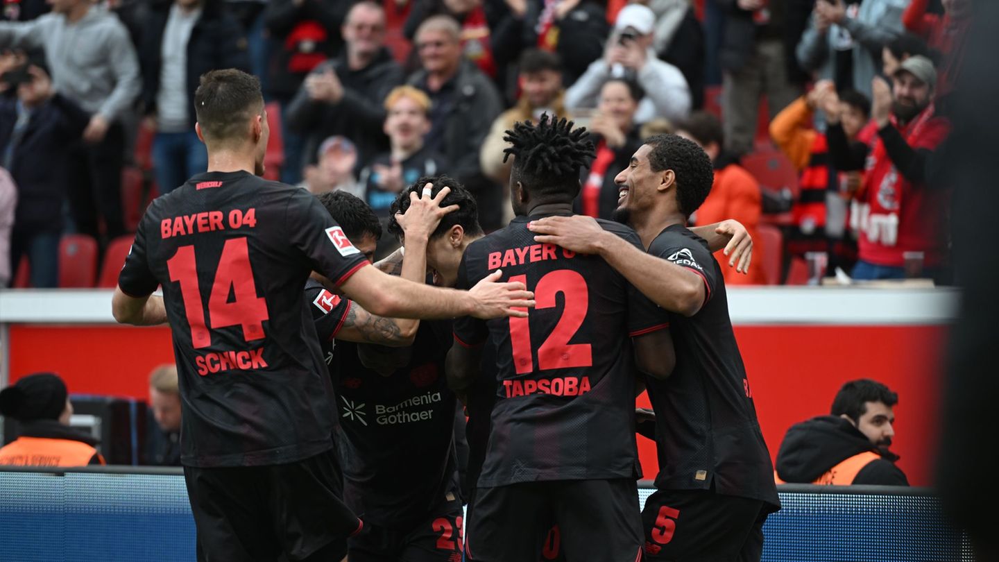 Fußball-Bundesliga: Leverkusen gelingt wildes 6:3-Comeback gegen Wolfsburg