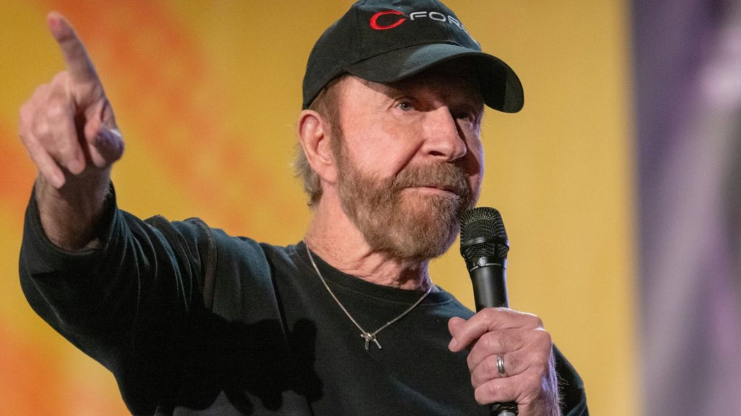 Nach Tod von Chuck Norris: Familie warnt vor KI-Fakes