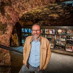 Wein-Unternehmer Christian Ress aus dem Rheingau hatte die Idee zur Winebank. Foto: Andreas Arnold/dpa