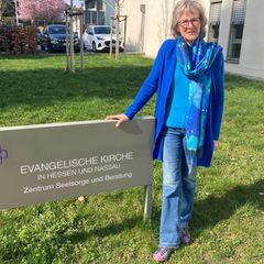 Pfarrerin Stephan greift Polizisten in Krisen unter die Arme. Foto: Oliver Pietschmann/dpa