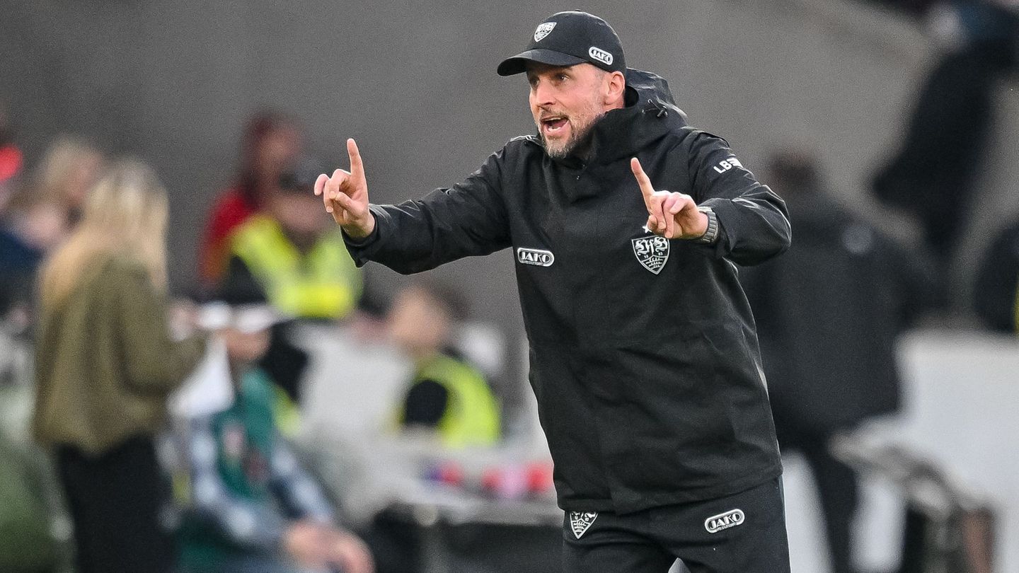 Fußball-Bundesliga: Stuhl fliegt, Trainer-Wortgefecht: VfB - BVB endet emotional