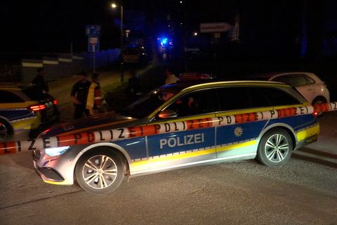 Bei einer Verfolgungsfahrt wurde ein 22-Jähriger durch Polizeischüsse verletzt und starb. Foto: Torsten Kremers/dpa