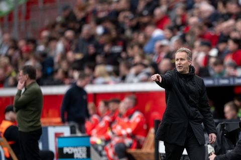 Will mit Bayer Leverkusen im Saisonendspurt die Champions League klar machen: Trainer Kasper Hjulmand. Foto: Fabian Strauch/dpa