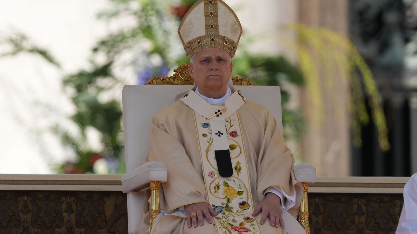 Vatikan: Papst feiert erstmals Ostermesse auf Petersplatz