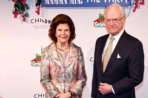 Zu Ostern verzichten Königin Silvia und König Carl Gustaf auch mal auf schicke Kleidung wie noch hier bei einer Veranstaltung