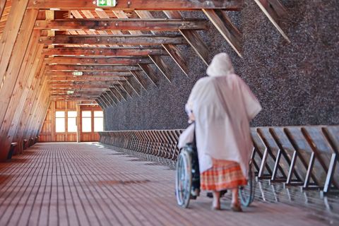 Kur- und Gesundheitsanlagen wie das Gradierwerk in Bad Salzungen sind auch für Einheimische eine Bereicherung. (Symbolbild) Foto