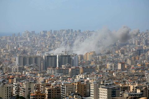 Rauchwolken nach Angriffen auf Beirut