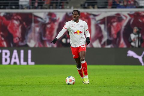 Castello Lukeba fehlt RB Leipzig vorerst wegen einer Verletzung. (Archivbild) Foto: Jan Woitas/dpa