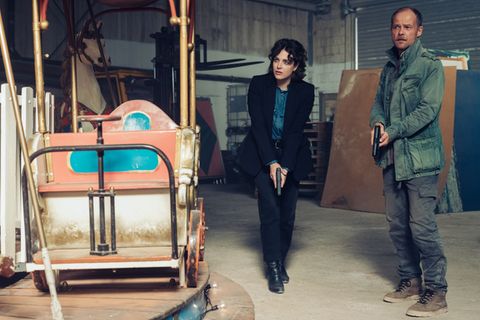 Ihr zweiter gemeinsamer Einsatz führt Mara Eisler (Anna Werner Friedmann) und Micha Oberländer (Matthias Koeberlin) auf den Bregenzer Jahrmarkt.