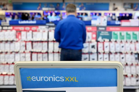 Euronics zu geplanter Mediamarkt-Saturn-Übernahme: Chance und Risiko. (Archivbild) Foto: Marijan Murat/dpa